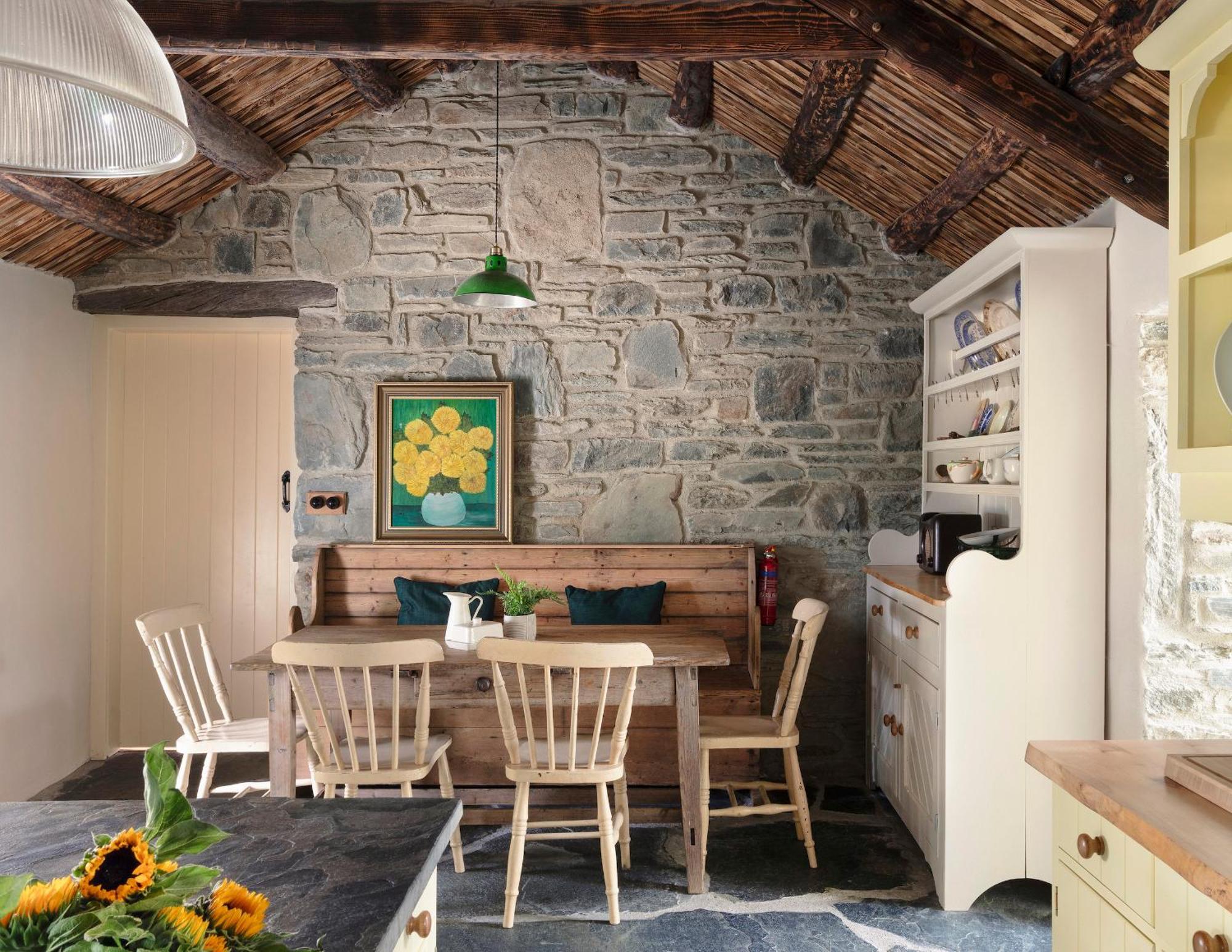 Secluded Thatched Cottage, Near Beaches & Hill Walking Rashenny Exterior photo